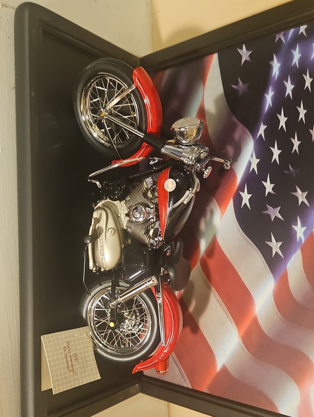Harley-Davidson Black and Red XL Sportster Model - Picture 2 of 2